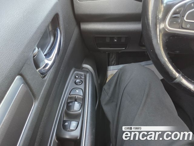 Renault Korea QM6 Diesel 2WD RE 2017 — фото 18
