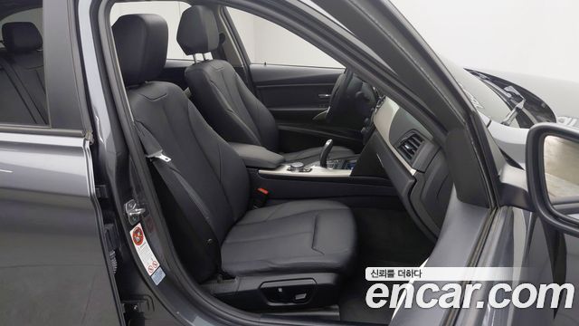 BMW 3 Series (F30) 320d Touring 2015 — фото 8