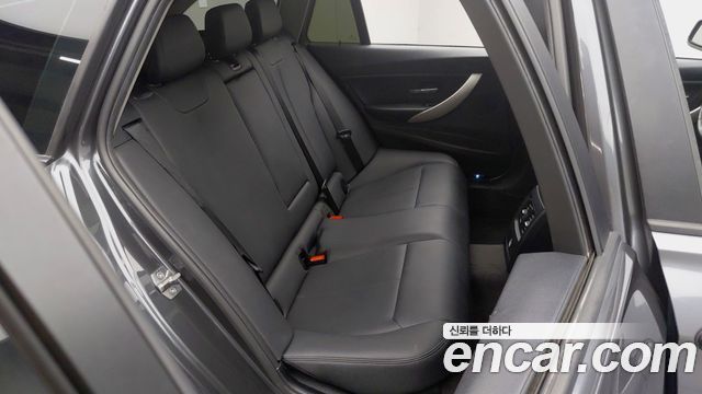 BMW 3 Series (F30) 320d Touring 2015 — фото 10