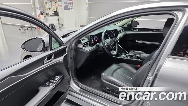 Kia K5 (III) 2.0 Prestige 2023 — фото 10