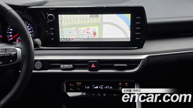 Kia K5 (III) 2.0 Prestige 2023 — фото 12