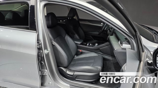 Kia K5 (III) 2.0 Prestige 2023 — фото 26