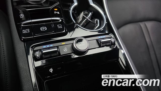 Kia K5 (III) 2.0 Prestige 2023 — фото 33