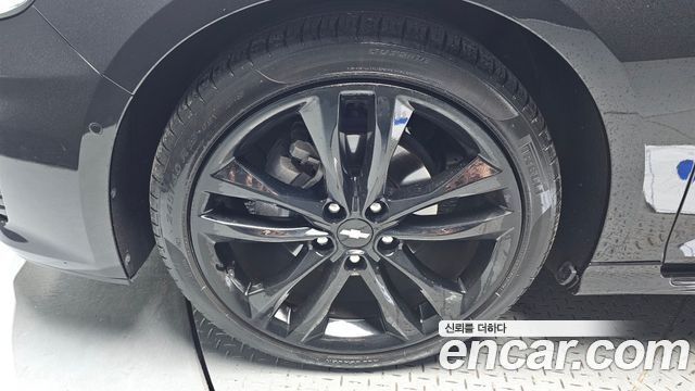 Chevrolet Malibu 2.0 Turbo Perfect Black 2019 — фото 5