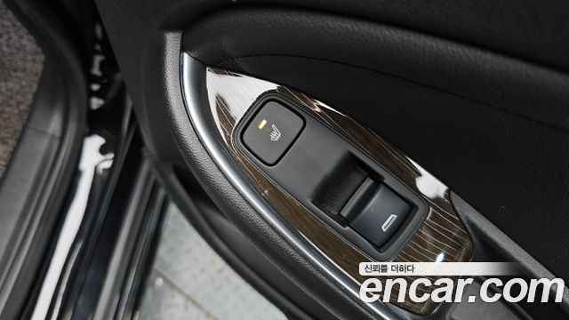 Chevrolet Malibu 2.0 Turbo Perfect Black 2019 — фото 18
