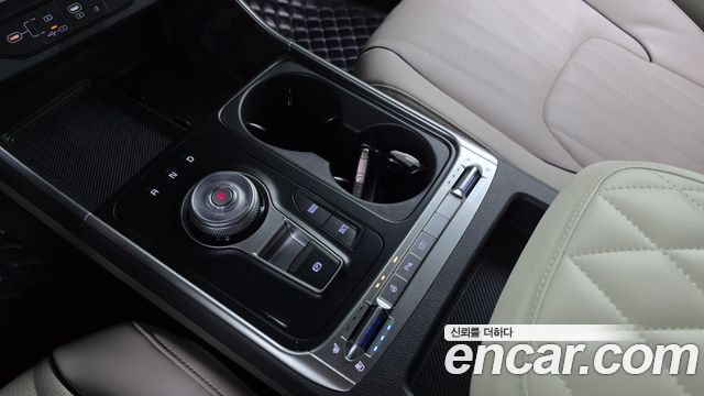 Kia Carnival (IV) Gasoline 9-Seater Hi Limousine (7-seater Limousine(Special vehicle) 2025 — фото 9