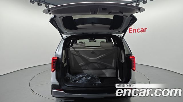 Kia Carnival (IV) Gasoline 9-Seater Hi Limousine (7-seater Limousine(Special vehicle) 2025 — фото 17