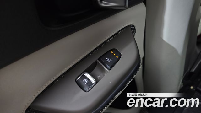 Kia Carnival (IV) Gasoline 9-Seater Hi Limousine (7-seater Limousine(Special vehicle) 2025 — фото 20