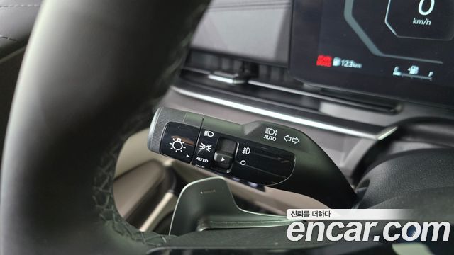 Kia Carnival (IV) Gasoline 9-Seater Hi Limousine (7-seater Limousine(Special vehicle) 2025 — фото 36