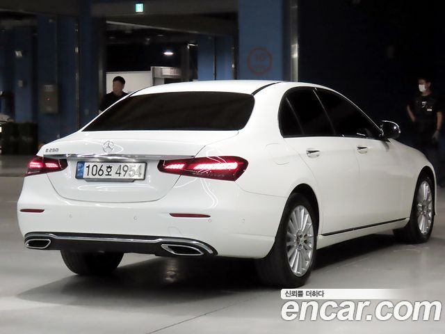 Mercedes-Benz E-Class (W213) E250 Exclusive 2022 — фото 2