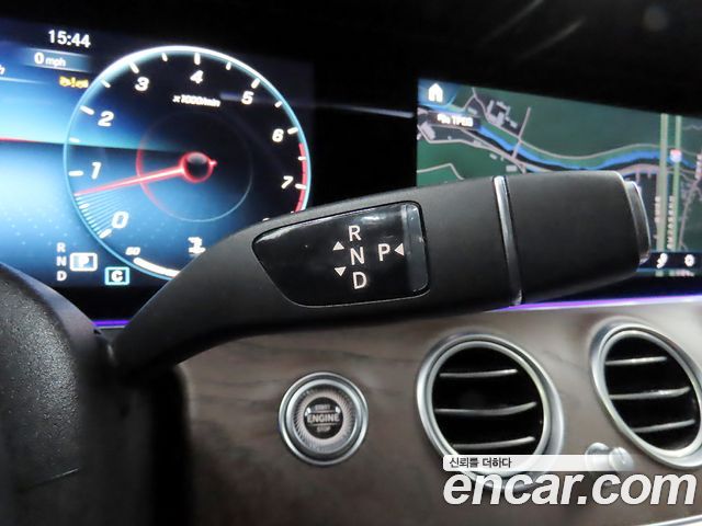 Mercedes-Benz E-Class (W213) E250 Exclusive 2022 — фото 9
