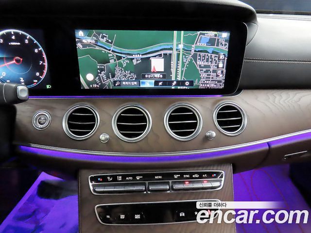 Mercedes-Benz E-Class (W213) E250 Exclusive 2022 — фото 16