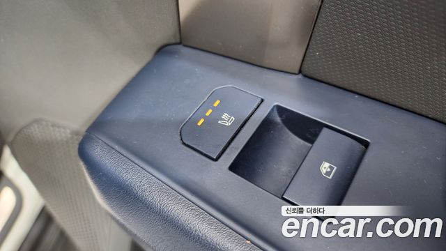 Kia EV3 Long Range 2WD Earth 2025 — фото 19