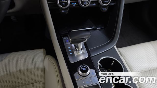 Genesis G70 2.2D Advanced 2018 — фото 9