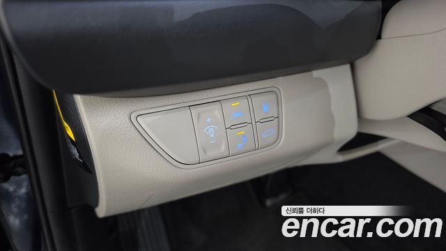 Genesis G70 2.2D Advanced 2018 — фото 14
