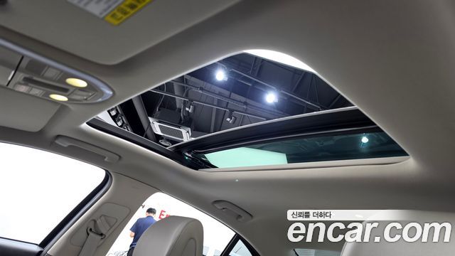 Genesis G70 2.2D Advanced 2018 — фото 19