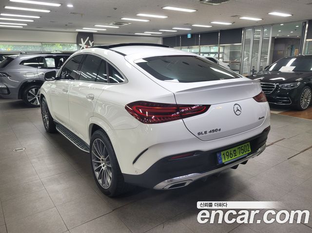 Mercedes-Benz GLE-Class (W167) GLE450d 4MATIC Coupe 2024 — фото 2
