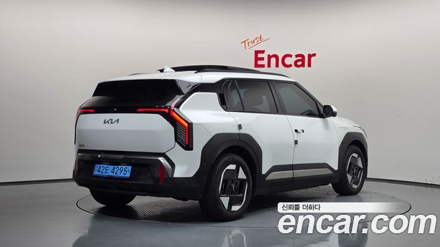 Kia EV3 Long Range 2WD Earth 2025 — фото 2