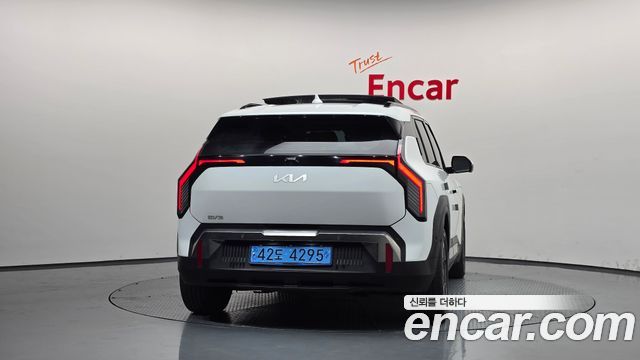 Kia EV3 Long Range 2WD Earth 2025 — фото 4