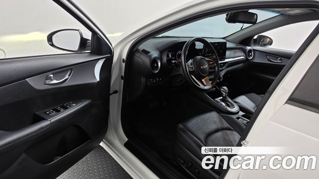 Kia K3 (II) 1.6 Prestige 2022 — фото 10
