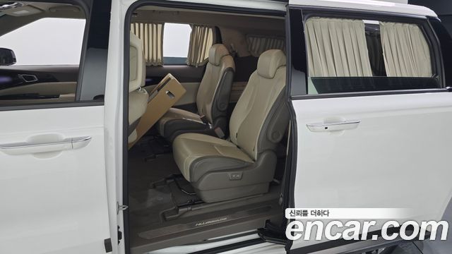 Kia Carnival (IV) Gasoline 9-Seater Hi-Limousine Signature 2023 — фото 12