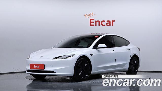 Tesla Model 3 RWD
