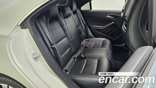 Mercedes-Benz CLA-Class (C117) CLA250 4MATIC 2018 — фото 11