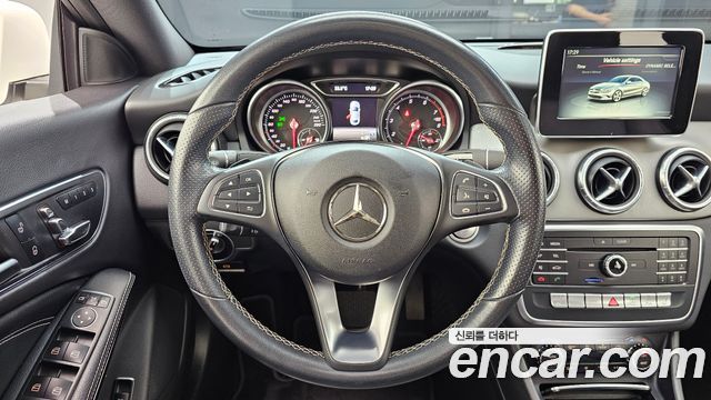 Mercedes-Benz CLA-Class (C117) CLA250 4MATIC 2018 — фото 12