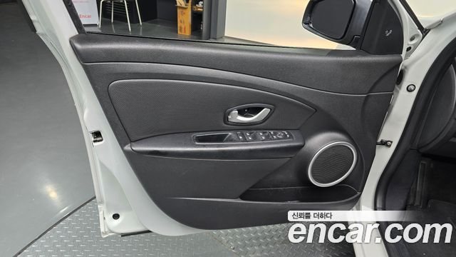 Renault Korea SM3 Neo RE 2017 — фото 24