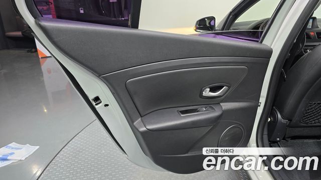 Renault Korea SM3 Neo RE 2017 — фото 25