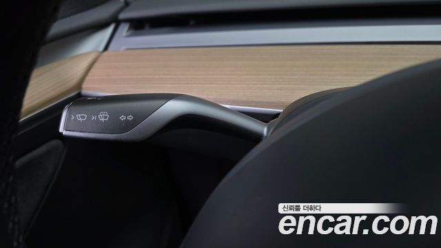 Tesla Model Y RWD 2023 — фото 34