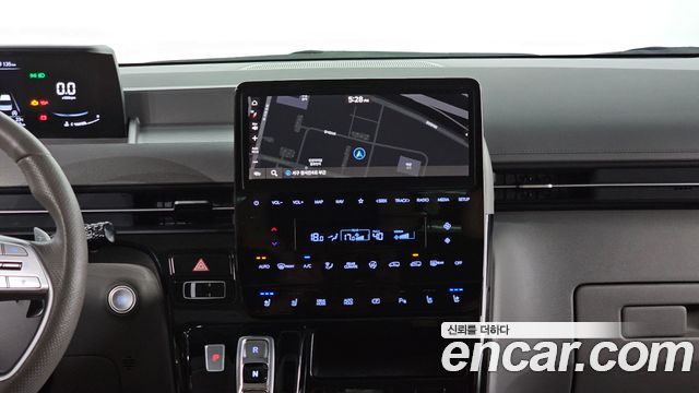 Hyundai Staria 2WD Camping Car Prestige Camper 4Seater 2023 — фото 14