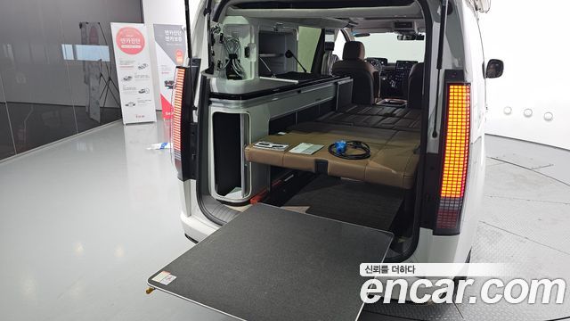 Hyundai Staria 2WD Camping Car Prestige Camper 4Seater 2023 — фото 29