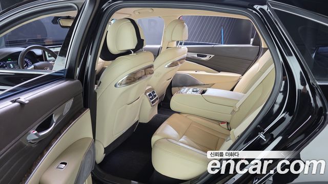 Kia K9 3.8 GDI AWD PlatinumⅡ 2020 — фото 26
