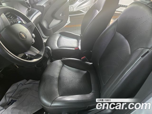 Chevrolet Spark LT Special Edition 2015 — фото 16