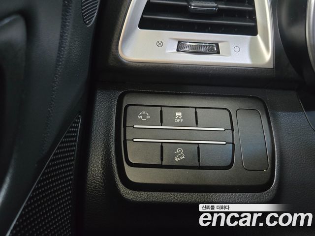 KG Mobility (SsangYong) Tivoli Armor TX 2WD 2019 — фото 16