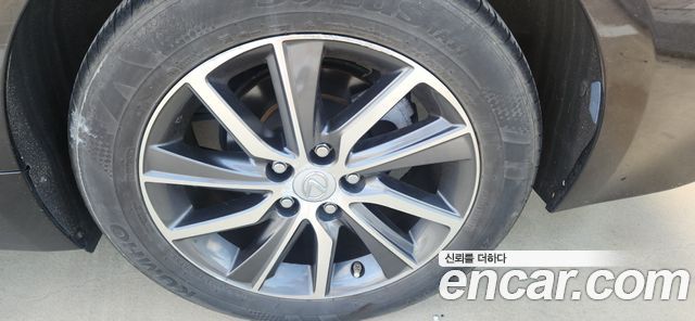 Lexus ES300h Executive XV60 2013 — фото 5