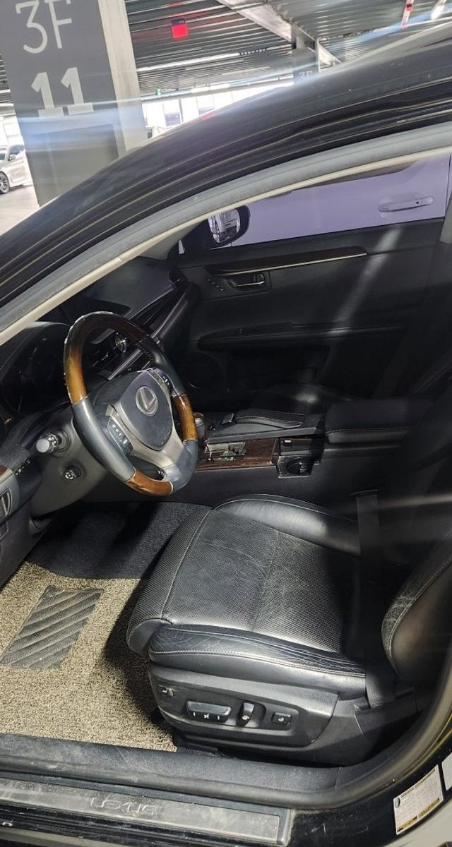 Lexus ES300h Executive XV60 2013 — фото 10