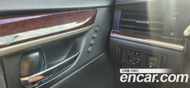 Lexus ES300h Executive XV60 2013 — фото 17