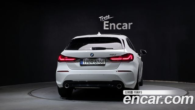 BMW 1 Series (F40) 118d Sport 2021 — фото 4
