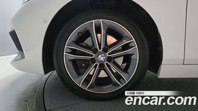 BMW 1 Series (F40) 118d Sport 2021 — фото 5