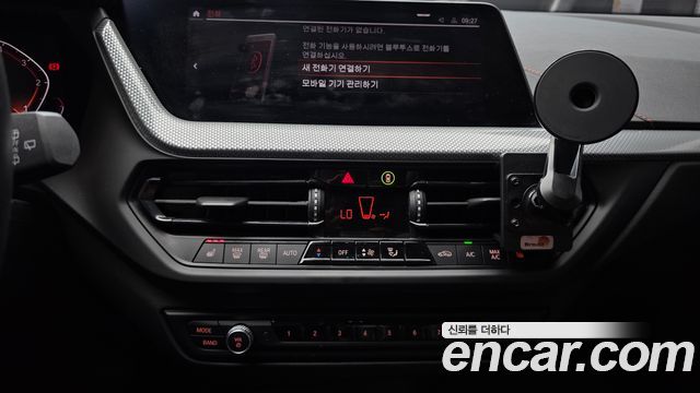 BMW 1 Series (F40) 118d Sport 2021 — фото 18