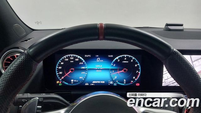 Mercedes-Benz GLA-Class (H247) GLA45 AMG 4MATIC+ 2023 — фото 8