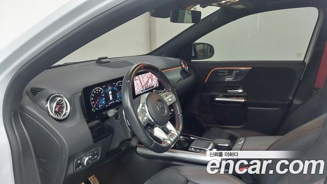 Mercedes-Benz GLA-Class (H247) GLA45 AMG 4MATIC+ 2023 — фото 18