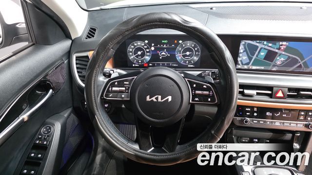 Kia Seltos Gasoline 2.0 2WD Signature 2023 — фото 13