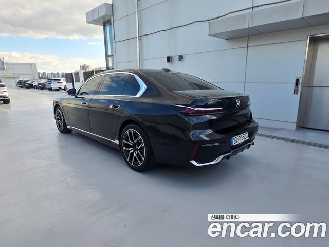 BMW 7 Series (G70) 740d xDrive M Sport 2026 — фото 16