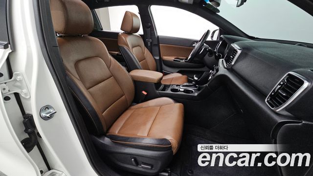 Kia Sportage The Bold Diesel 2.0 2WD Signature 2020 — фото 32