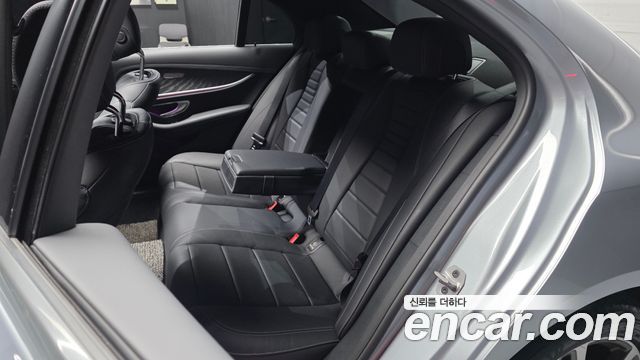 Mercedes-Benz E-Class (W213) E350 4MATIC Avantgarde 2022 — фото 12