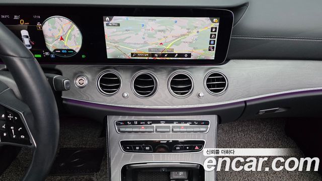 Mercedes-Benz E-Class (W213) E350 4MATIC Avantgarde 2022 — фото 13