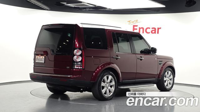 Land Rover Discovery 4 3.0 SDV6 SE 2016 — фото 2